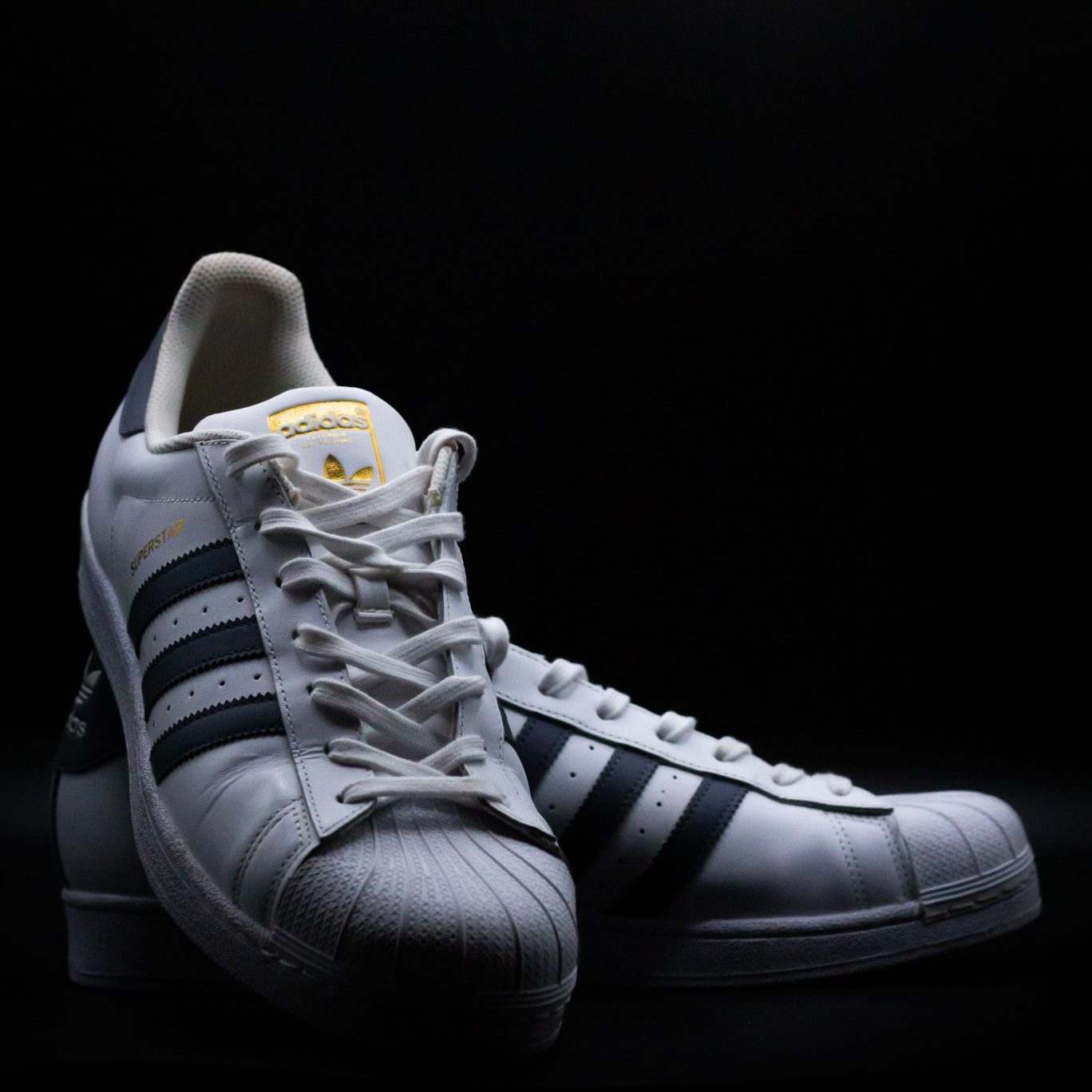 Adidas on the hunt for stripes | Adidas vs. Thom Browne | Blog Chiever